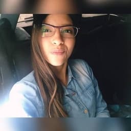 María avatar