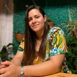 Yanina avatar