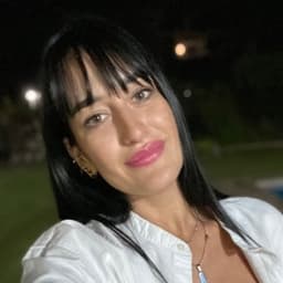 María avatar