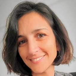 María avatar