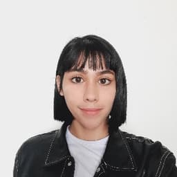 Adriana avatar