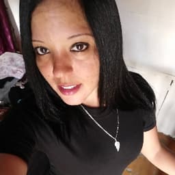 Nicole avatar
