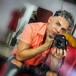 Nicolas avatar