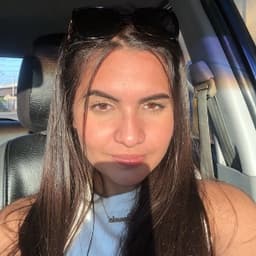 Daniela avatar