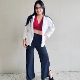 Nahomy avatar