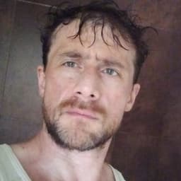 Nicolas avatar