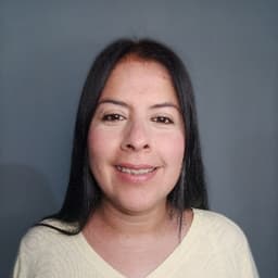 Mónica avatar