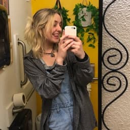 Alexis avatar