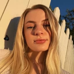Elizabeth avatar