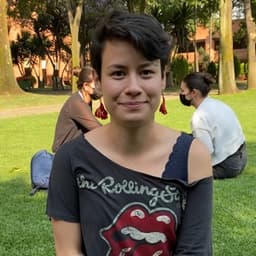 Luciana avatar