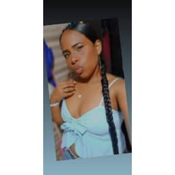 María avatar