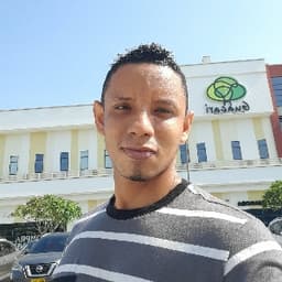 Luis avatar