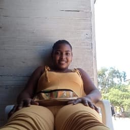 María avatar