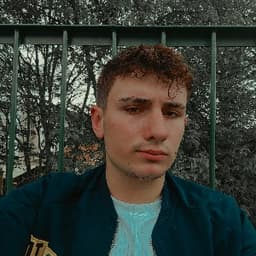 Julián avatar