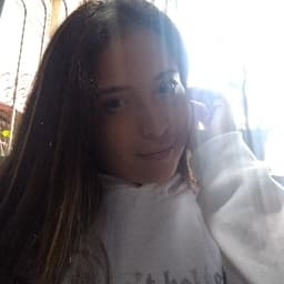 Nicole avatar