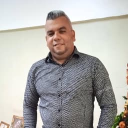 Luis avatar