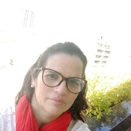 María avatar