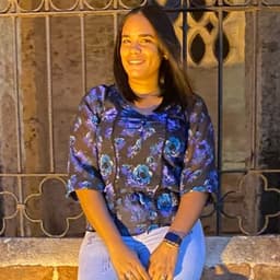 Yanina avatar