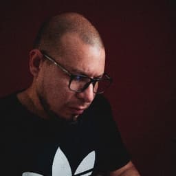 Julio avatar