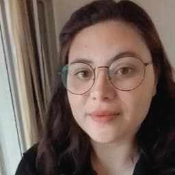 Yanina avatar