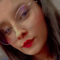 María avatar