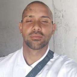 Karlos avatar