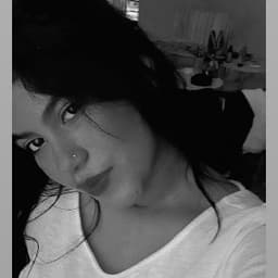 Daniela avatar