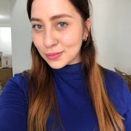 María avatar