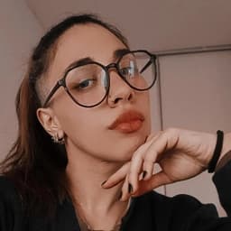 Débora avatar