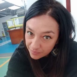 Claudia avatar