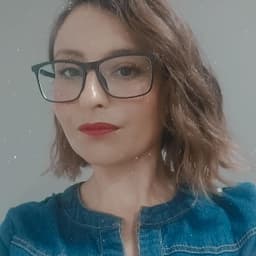María avatar