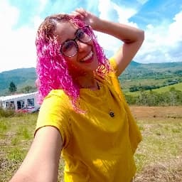 Paula avatar