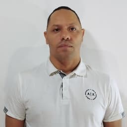 Luis avatar