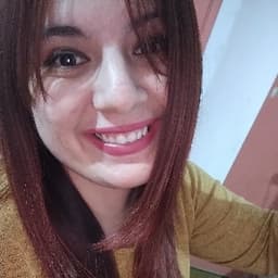 María avatar