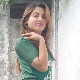 Lesly avatar