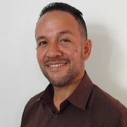 Luis avatar