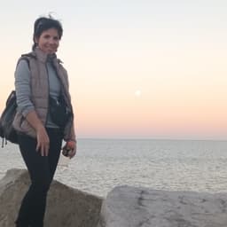 María avatar