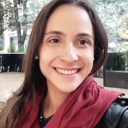María avatar