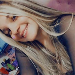 Valeria avatar