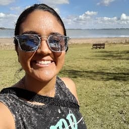 María avatar
