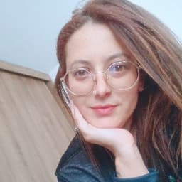 Paola avatar