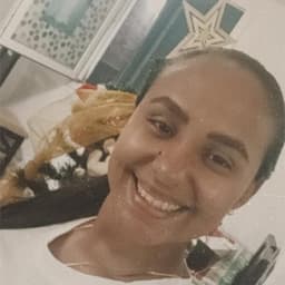 María avatar