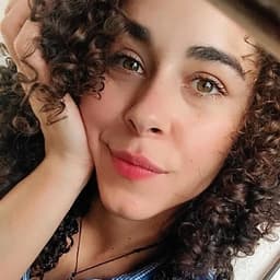 María avatar