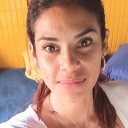 María avatar