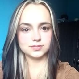 Adriana avatar