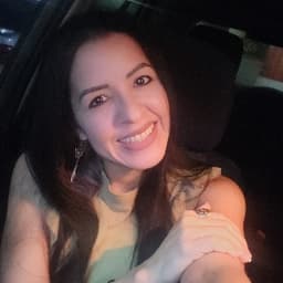 Karolayn avatar