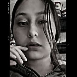 Daniela avatar