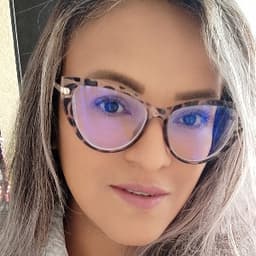 Claudia avatar