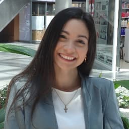 Yuliana avatar