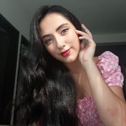 Laura avatar